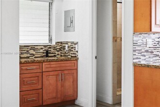 1501 N 58th Ave in Hollywood, FL - Building Photo - Building Photo