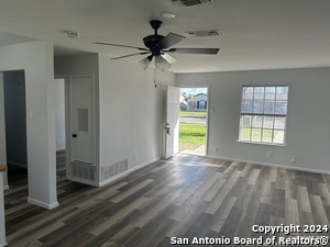 115 Meadow Trail Dr in San Antonio, TX - Building Photo - Building Photo