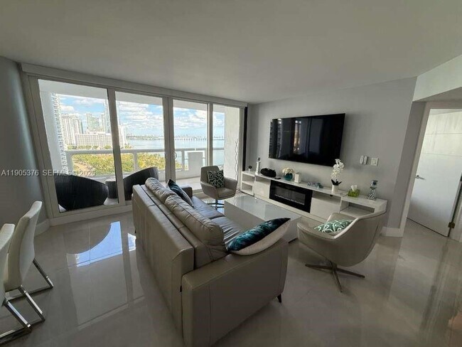 property at 1717 N Bayshore Dr