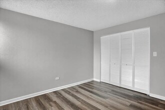 1390 N Moline St in Aurora, CO - Building Photo - Building Photo