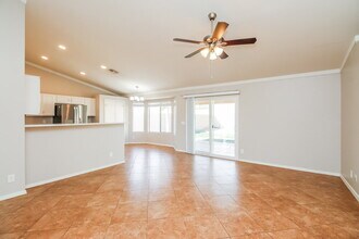 986 S Wanda Dr, Unit g in Gilbert, AZ - Foto de edificio - Building Photo