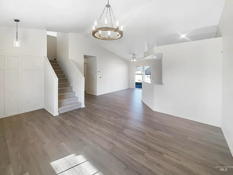 11708 W Trinity Ave in Nampa, ID - Foto de edificio