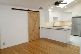 416 2nd St in Winters, CA - Building Photo - Building Photo
