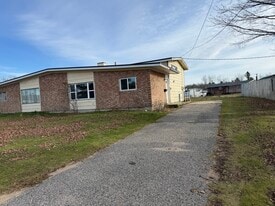 13 Cedar Grove Dr in Kincheloe, MI - Building Photo