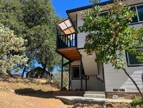 5979 Meadow Ln in Mariposa, CA - Building Photo - Building Photo