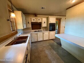 417 E Broussard Rd in Lafayette, LA - Building Photo - Building Photo