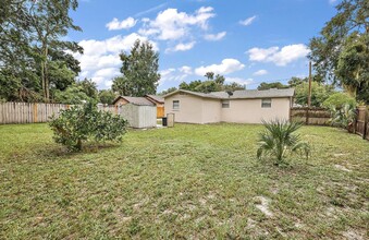 1137 E Hazzard Ave in Eustis, FL - Building Photo - Building Photo