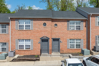 Cumberland Pointe in Mechanicsburg, PA - Building Photo - Building Photo