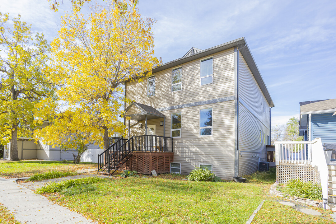 333 2 St in Drumheller, AB - Building Photo