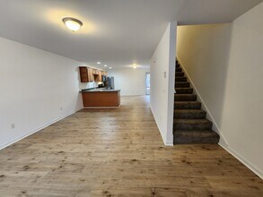 112 Meadow Ridge Dr in Hermon, ME - Building Photo - Building Photo