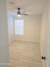 3280 Mike Godwin Dr in El Paso, TX - Building Photo - Building Photo