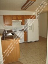 144 S Mulberry St in Florence, AZ - Foto de edificio - Building Photo