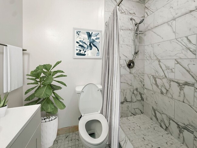 3549 Sierra Morena Ave in Carlsbad, CA - Building Photo - Building Photo