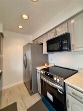 5100 Verde Valley Ln in Dallas, TX - Building Photo - Building Photo