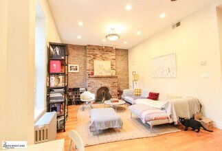 24 2nd Pl in Brooklyn, NY - Building Photo - Building Photo