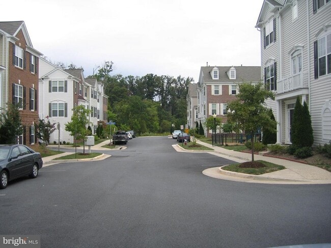 5031 Greenhouse Terrace
