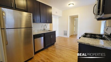 4038 N Ashland Ave in Chicago, IL - Building Photo - Building Photo