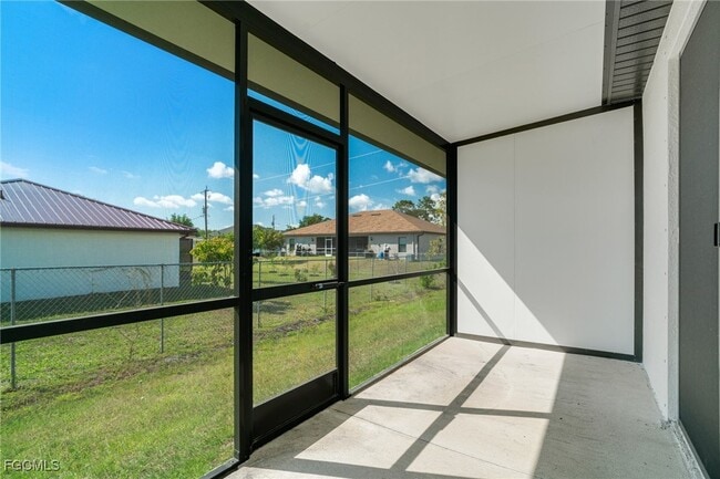 property at 809 Agnes Ave