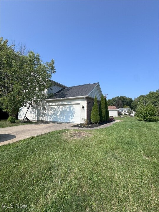 11814 Craig Dr in Strongsville, OH - Building Photo