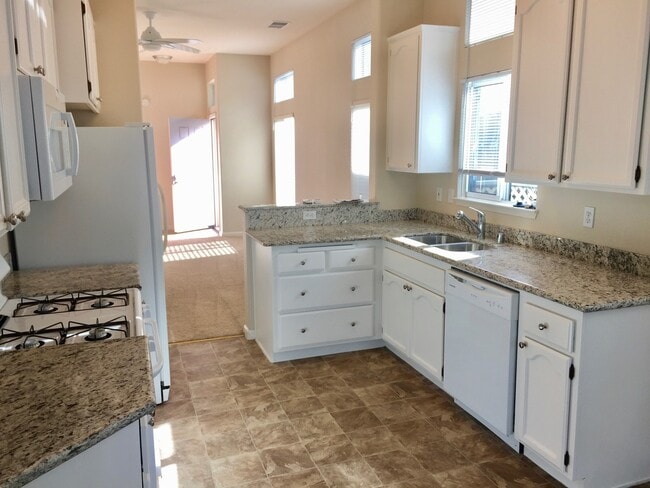 1832 Crispin Dr in Brentwood, CA - Building Photo - Building Photo