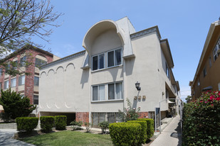 328 S Elm Dr Apartments