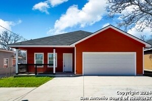 3723 Commercial in San Antonio, TX - Building Photo - Building Photo