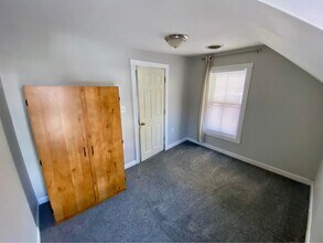 20 Terra Cotta Ave, Unit 2 - Upstairs in Glens Falls, NY - Building Photo - Building Photo