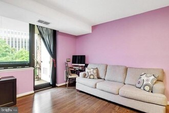 1805 Crystal Dr-Unit -503S in Arlington, VA - Building Photo - Building Photo