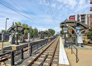 404 New Bern Station Ct, Unit South End Condo in Charlotte, NC - Building Photo - Building Photo