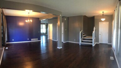 13915 Kelly Dr in Bellevue, NE - Building Photo - Building Photo