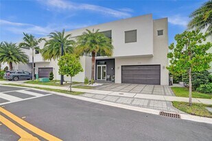 9995 NW 75th St in Doral, FL - Building Photo