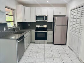 1850 Arthur St in Hollywood, FL - Building Photo - Building Photo