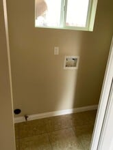 2307 E 117th in Los Angeles, CA - Building Photo - Building Photo