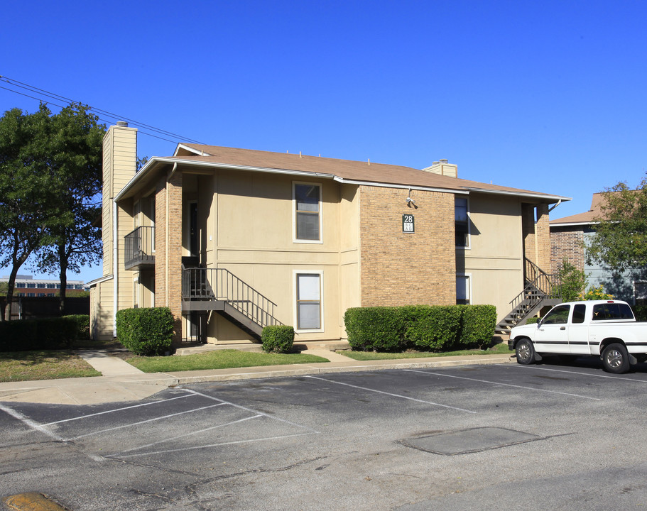 Park West in Austin, TX - Building Photo