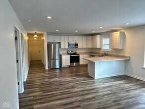 103 S Nebraska St in North Salem, IN - Building Photo - Building Photo