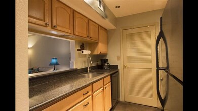 2501 W Zia Rd, Unit #5104 in Santa Fe, NM - Foto de edificio - Building Photo