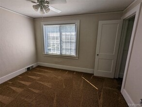 203 Gladwin Ave in Clawson, MI - Building Photo - Building Photo