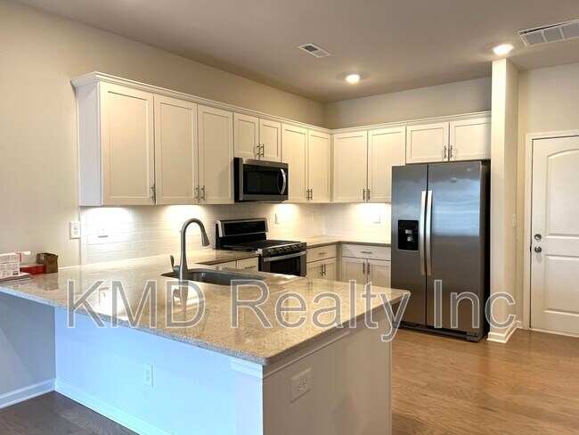 4020 Harmony Hills Dr in Matthews, NC - Building Photo - Building Photo