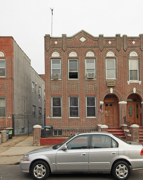 1947 68th St in Brooklyn, NY - Foto de edificio