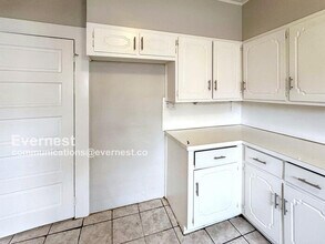 525 53rd St Ens in Fairfield, AL - Building Photo - Building Photo