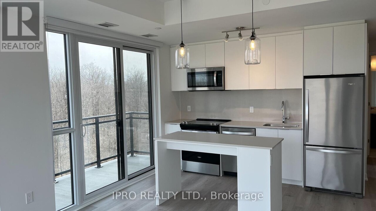 760-760 Whitlock Ave in Milton, ON - Building Photo
