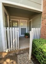 3210 S Fielder Rd in Arlington, TX - Building Photo