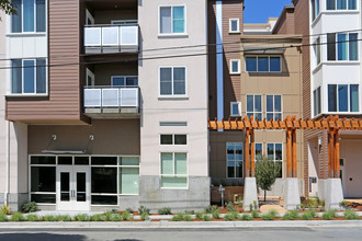 Ohlone Gardens in El Cerrito, CA - Building Photo - Building Photo