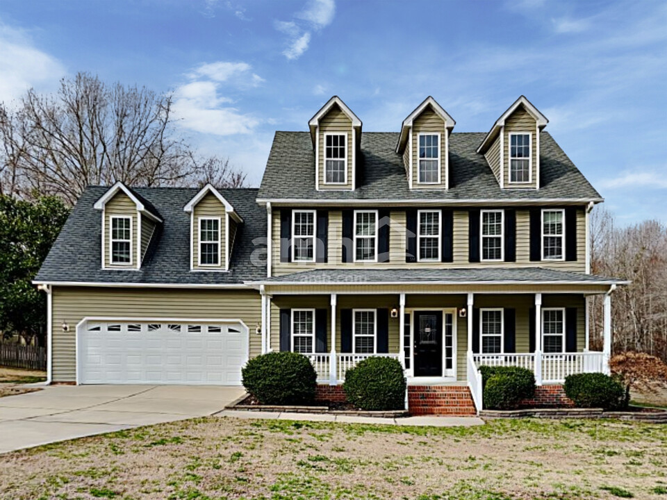 248 Keller Dr in Clayton, NC - Building Photo