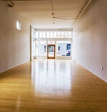 4250-4258 Piedmont Ave in Oakland, CA - Building Photo - Interior Photo