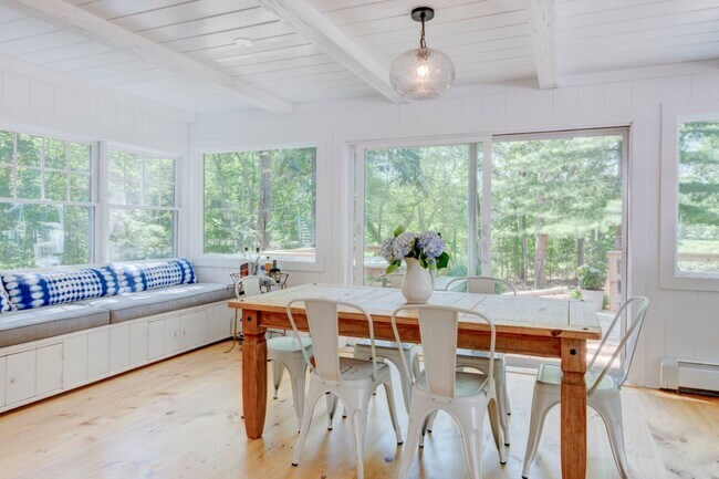 12 Water'S Edge in Southampton, NY - Building Photo - Building Photo