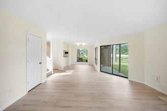 20271 Sunny Shores Dr in Humble, TX - Building Photo - Building Photo