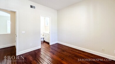 674 Via De Tierra in Thousand Oaks, CA - Building Photo - Building Photo