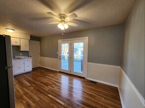 1605 Betances Ct in La Grange, KY - Building Photo - Building Photo