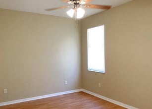 1615 Loriana St in Brandon, FL - Building Photo - Building Photo